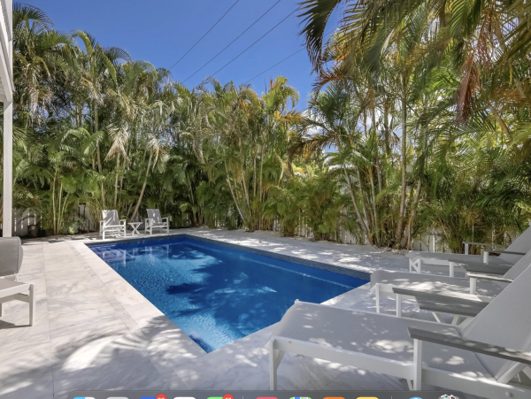 Anna Maria Island Vacation Pool Home Just Steps To Beach